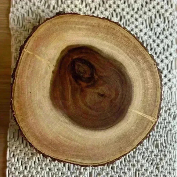 Wood Slab Serving Board Acacia Bark Footed Server - Picture 7 of 8